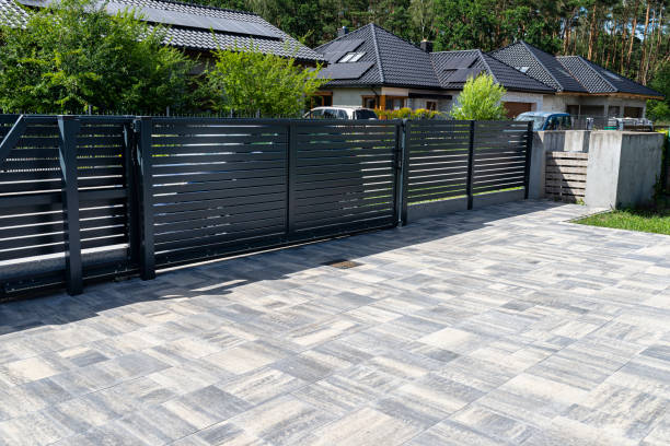 Best Custom Driveway Pavers  in Manitowoc, WI