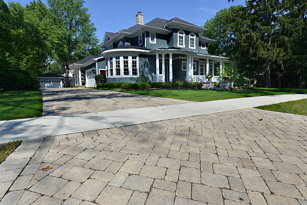 Best Local Driveway Pavers  in Manitowoc, WI