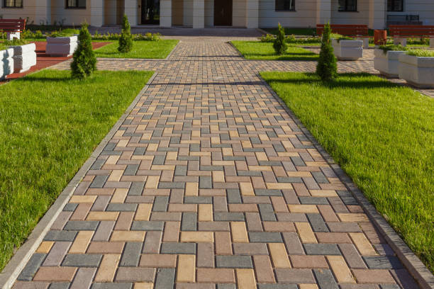 Best Residential Paver Driveway  in Manitowoc, WI